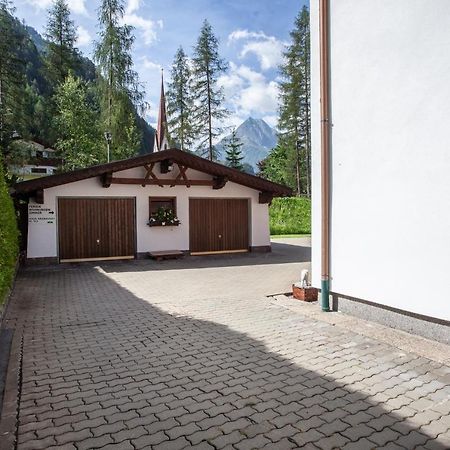 Haus Hrabovsky Apartment Längenfeld Exterior photo
