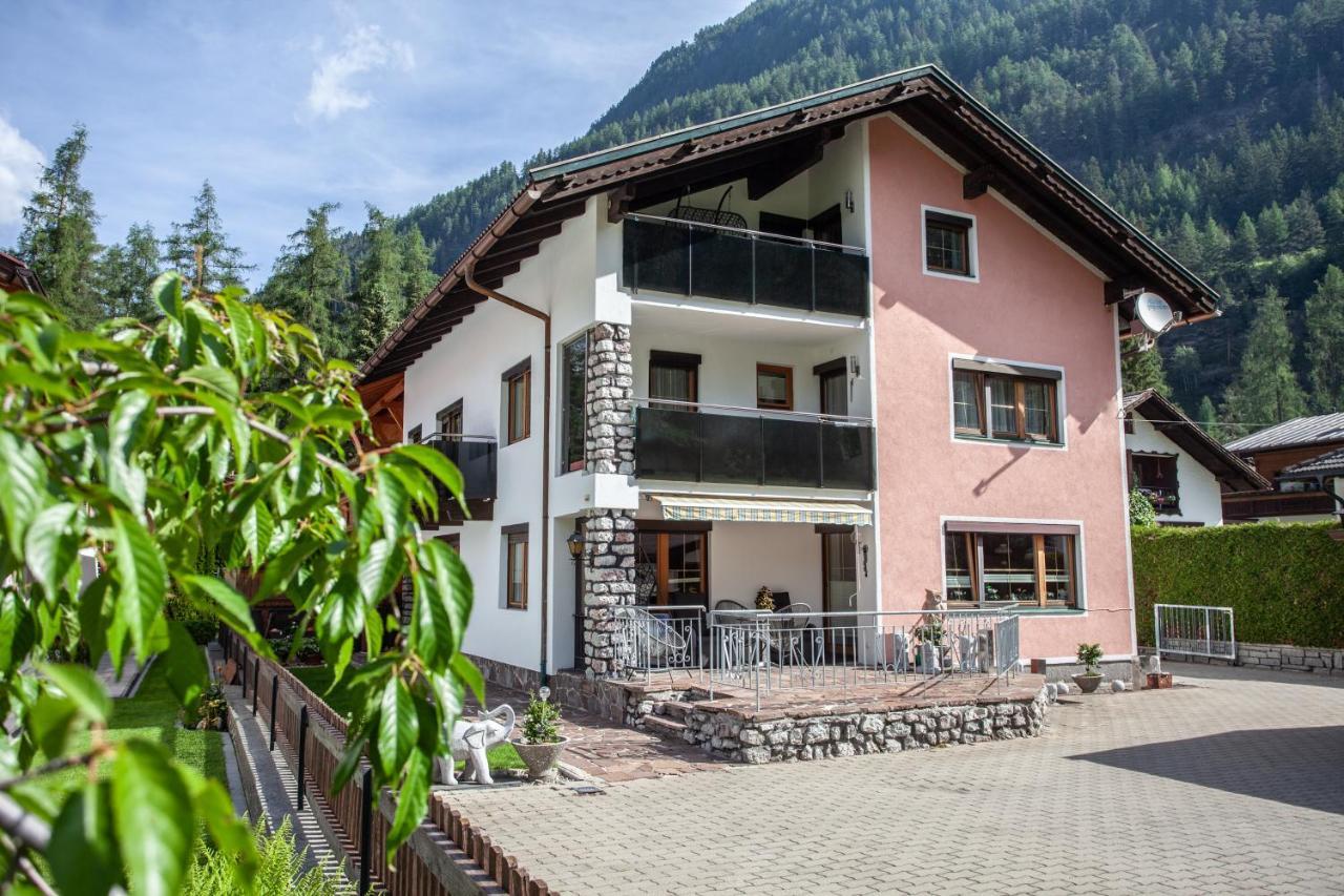Haus Hrabovsky Apartment Längenfeld Exterior photo